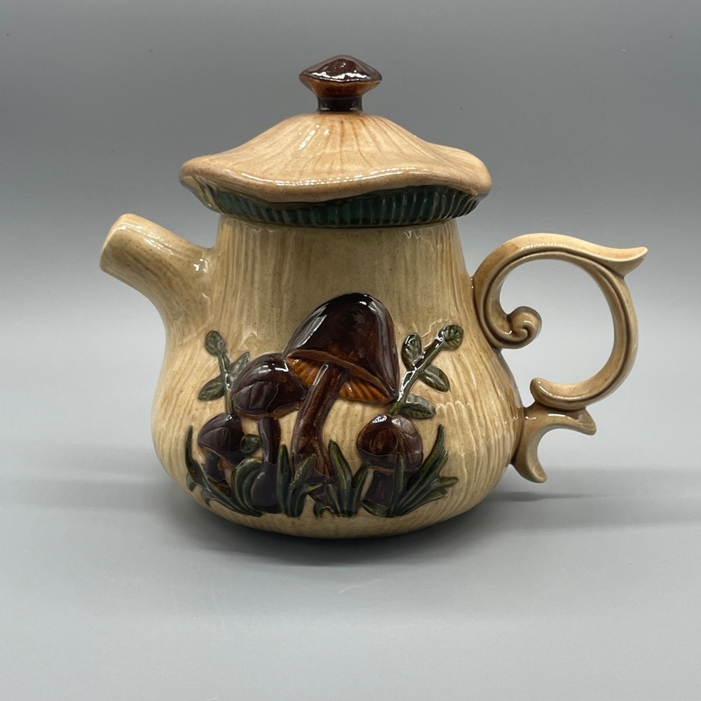 Arnel’s Hand-Painted Merry Mushroom Ceramic Teapot 1970s